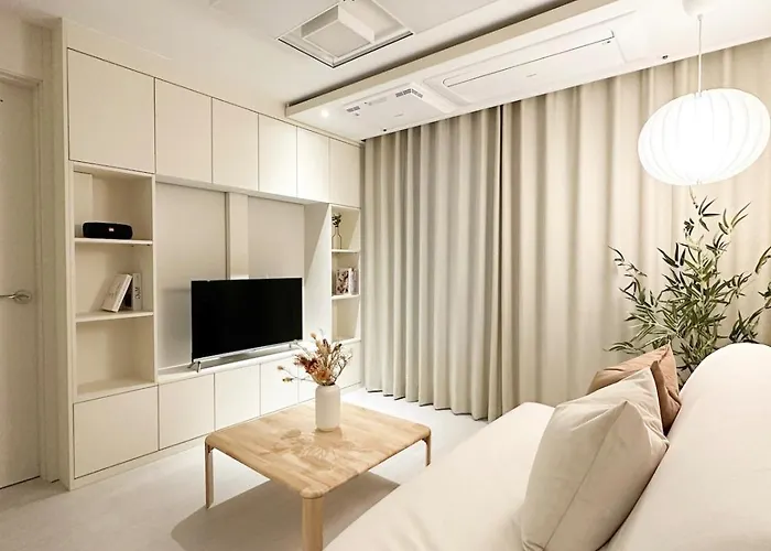 Spacious 2br 3br Near Hongdae Free Parking Seúl