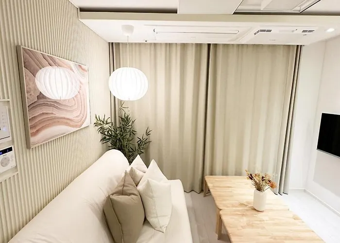 Spacious 2br 3br Near Hongdae Free Parking *