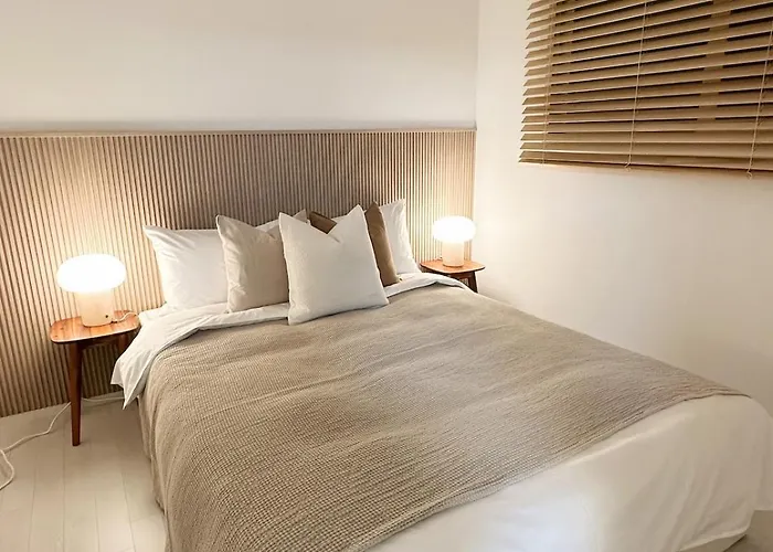 Spacious 2br 3br Near Hongdae Free Parking